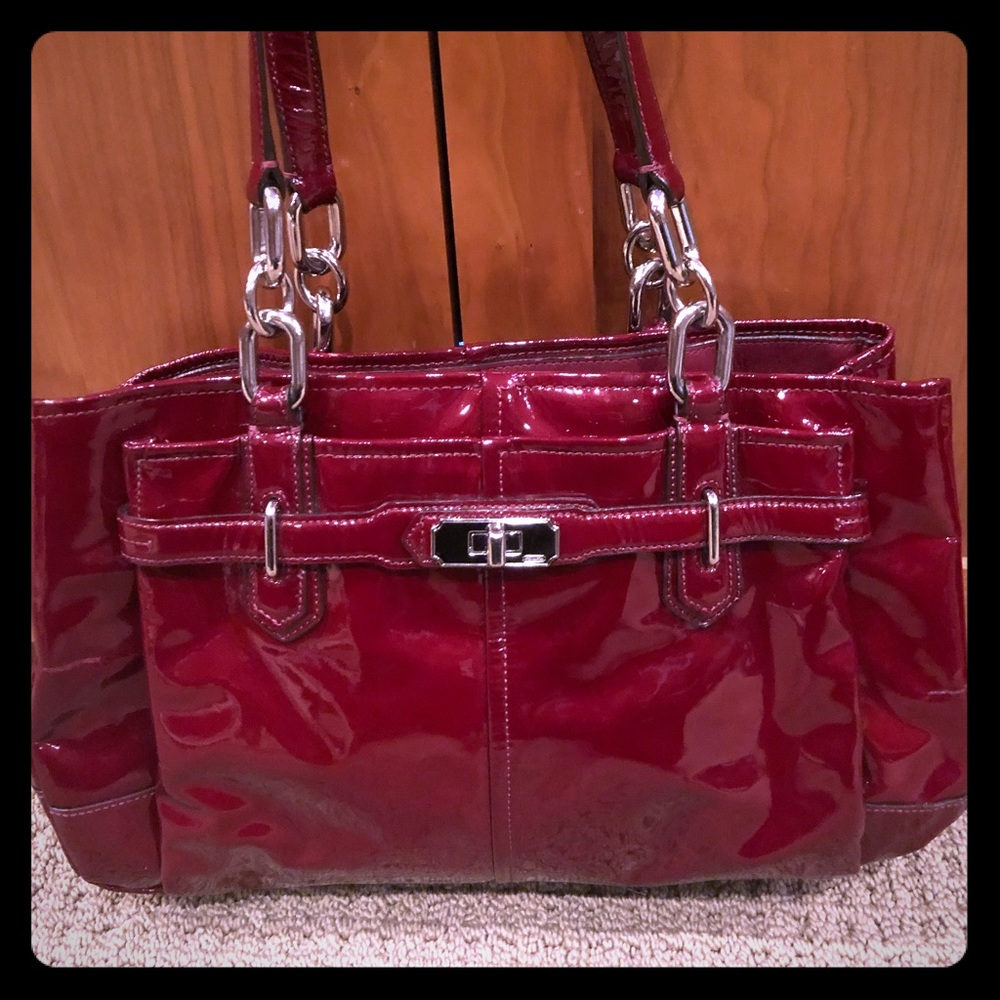 Coach shoulder bag in amazing ruby color!